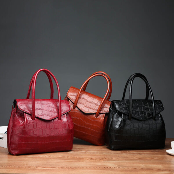 Seashell Soft Leather Ladies Hand Shoulder Bag